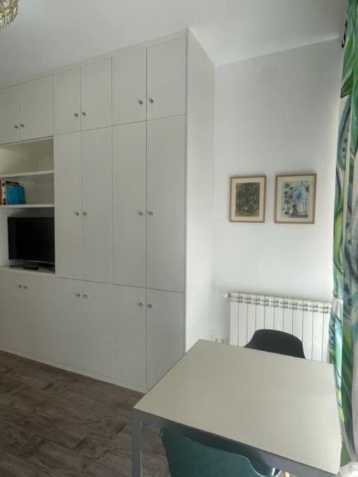 Nuevo Y Confortable Apartamento En Vista Alegre Madrid Bagian luar foto