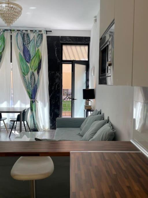 Nuevo Y Confortable Apartamento En Vista Alegre Madrid Bagian luar foto